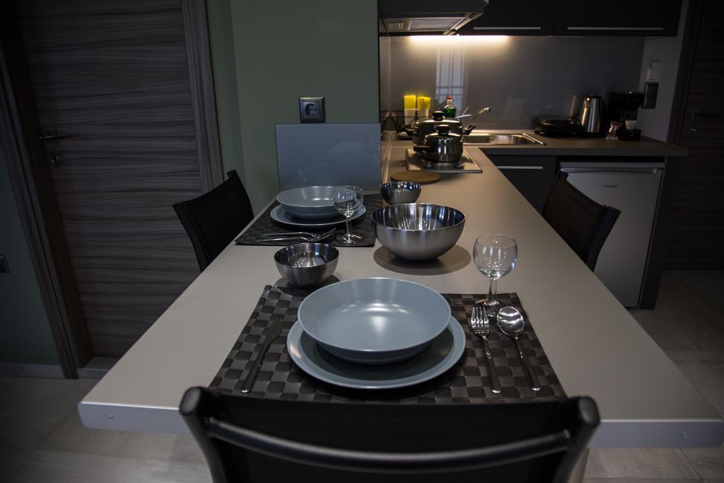 B. U. Luxury Apartments أسبروبالتا المظهر الخارجي الصورة