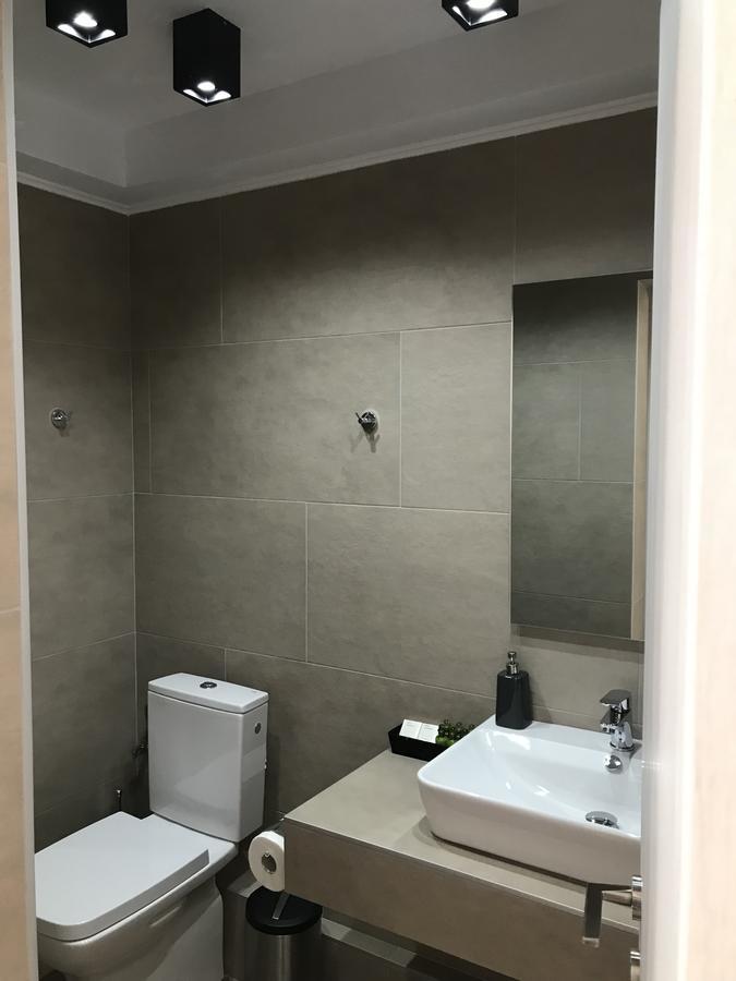 B. U. Luxury Apartments أسبروبالتا المظهر الخارجي الصورة